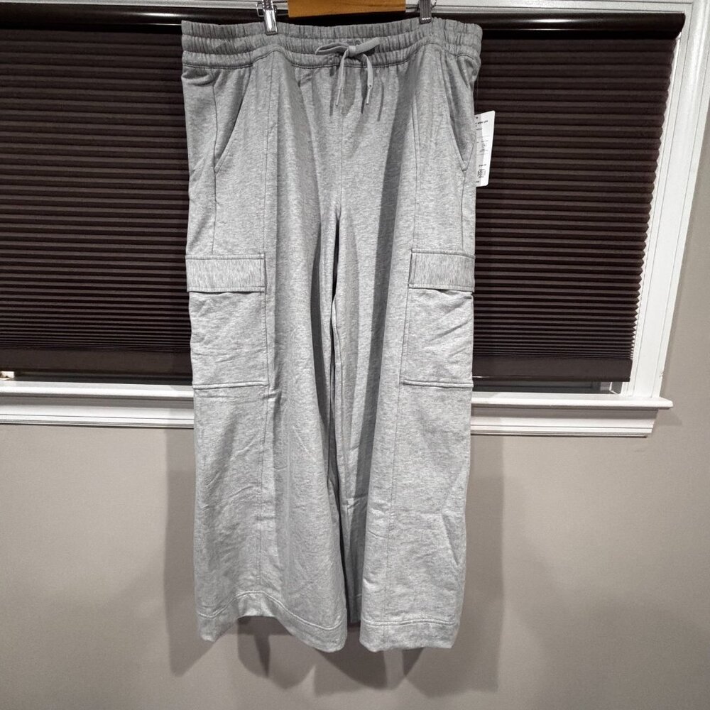Athleta Women's Retroterry High Rise Wide Leg Cargo Pant Grey SZ: XL - Picture 3 of 16